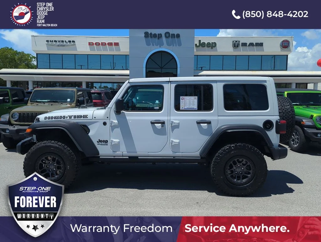 Certified Used 2022 White Jeep Unlimited High Tide image 3