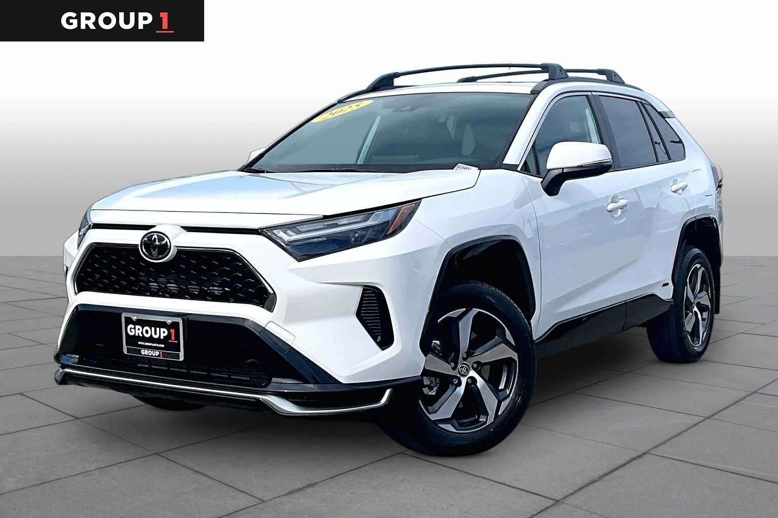 2025 Toyota RAV4 Plug-In Hybrid SE