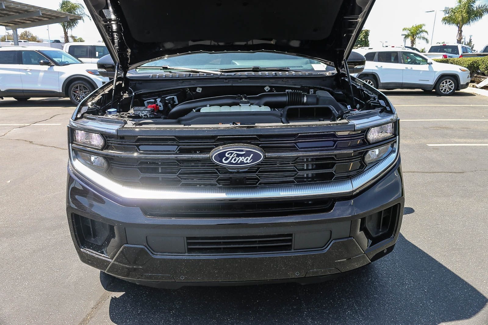 New 2027 Agate Black Metallic Ford MAX Platinum image 32
