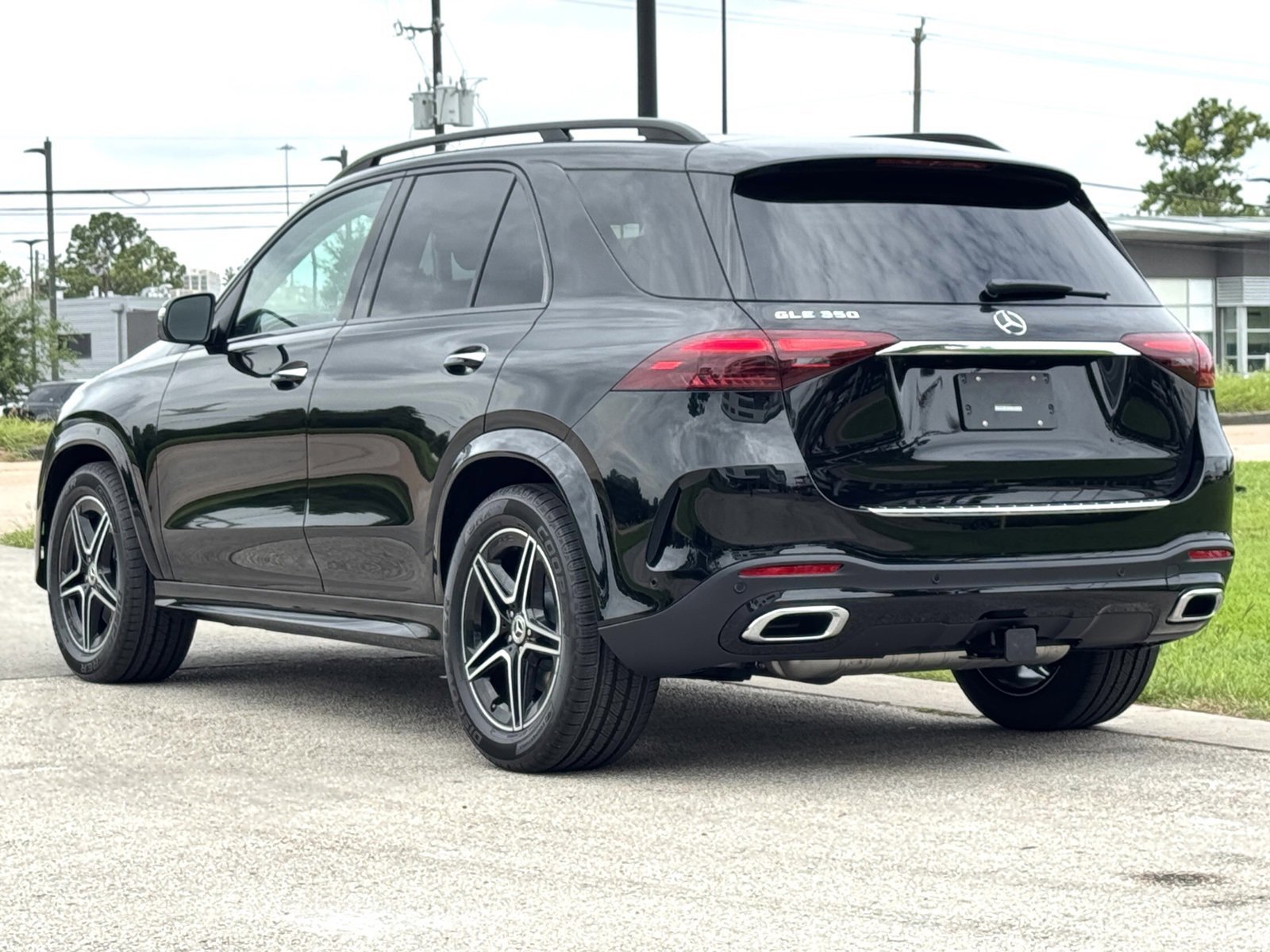 New 2025 Black Mercedes-Benz GLE 350 image 28