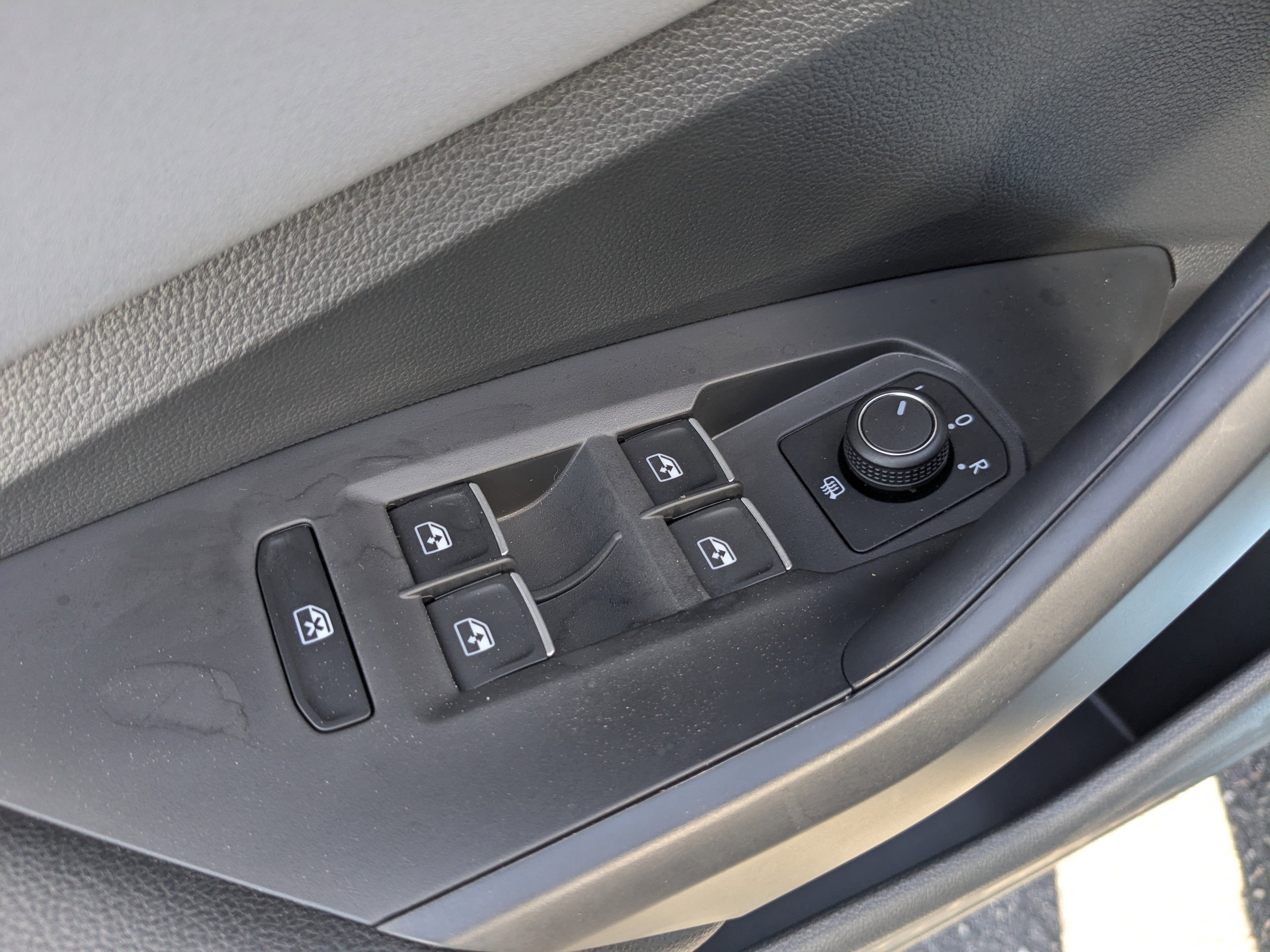 2026 Volkswagen Jetta SE - Photo 17
