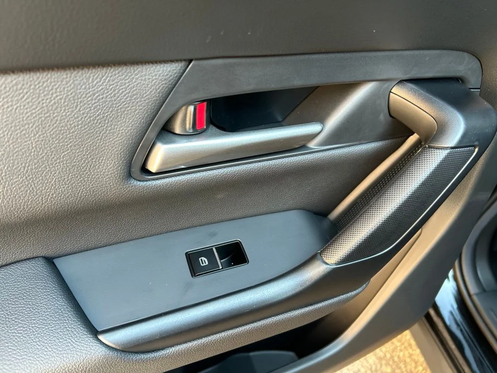 New 2026 Jet Black Mica Mazda 2.5 S Preferred image 24