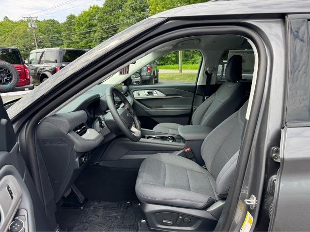 New 2026 Carbonized Gray Metallic Ford Active image 10