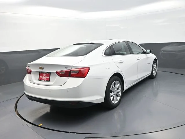 Used 2024 White Chevrolet LT image 8