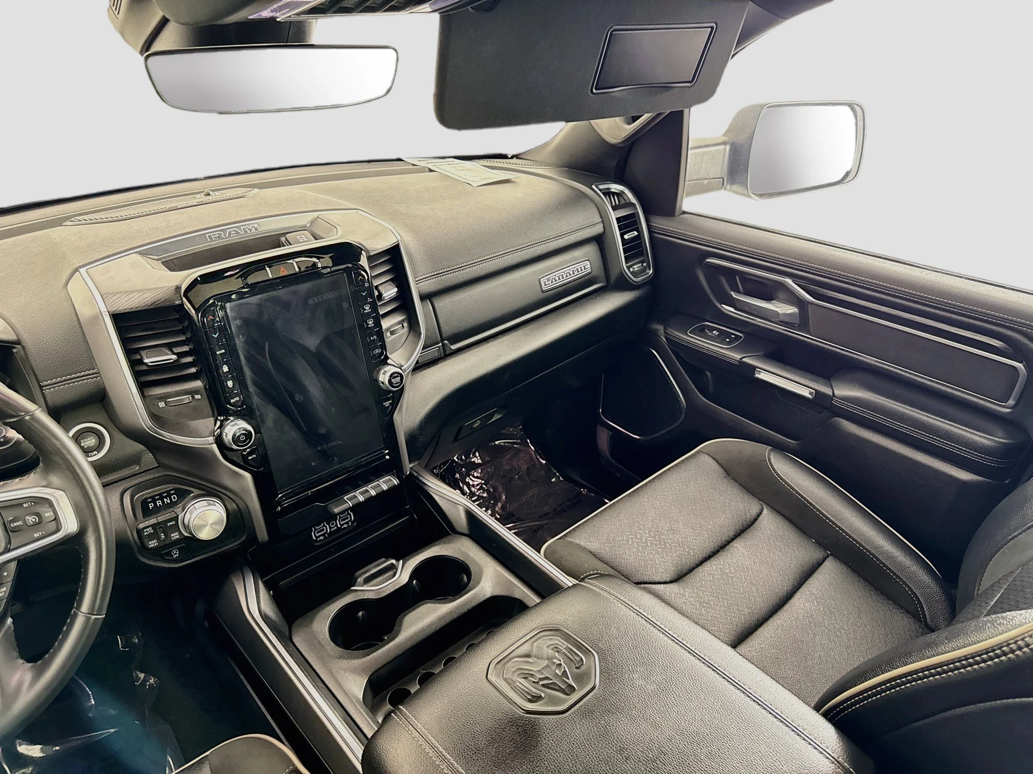 Used 2024  Ram Laramie image 26
