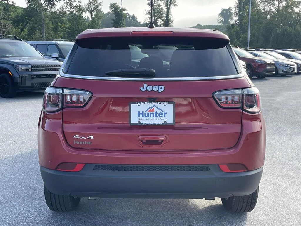 Used 2025 Red Hot Pearlcoat Jeep Sport image 26