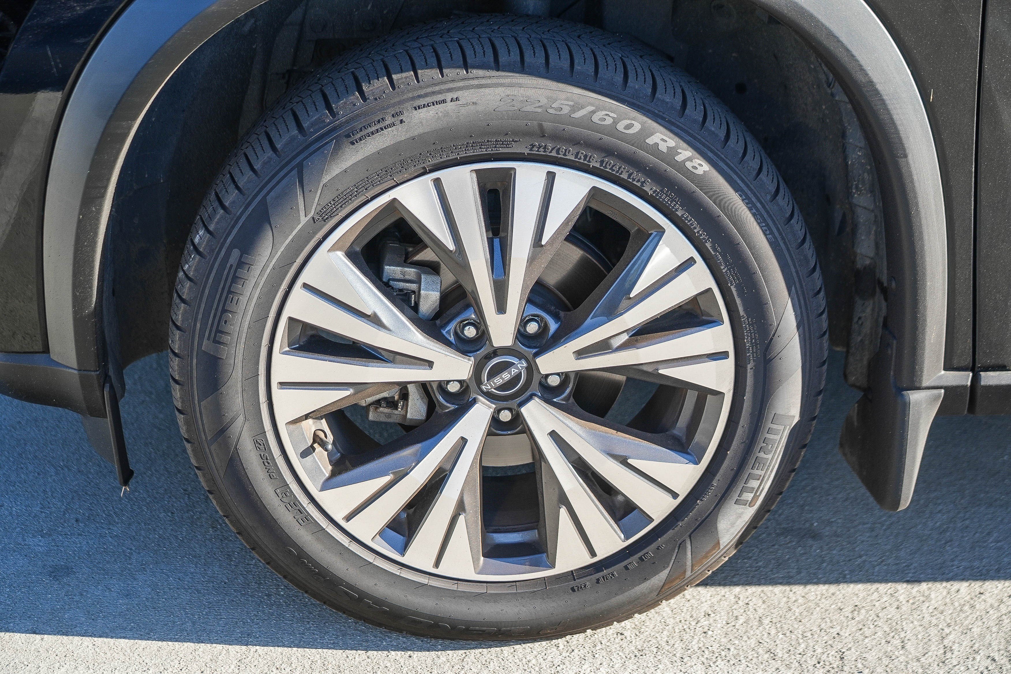 Used 2023 Super Black Nissan SV image 7