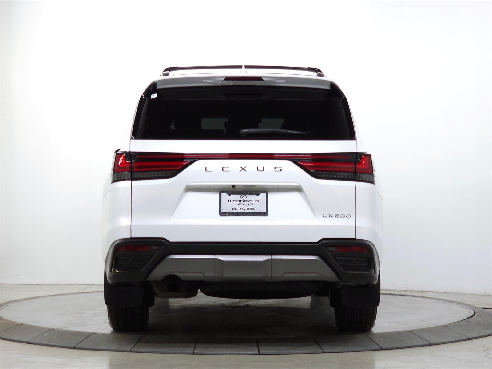 2024 Lexus LX Luxury - Photo 6