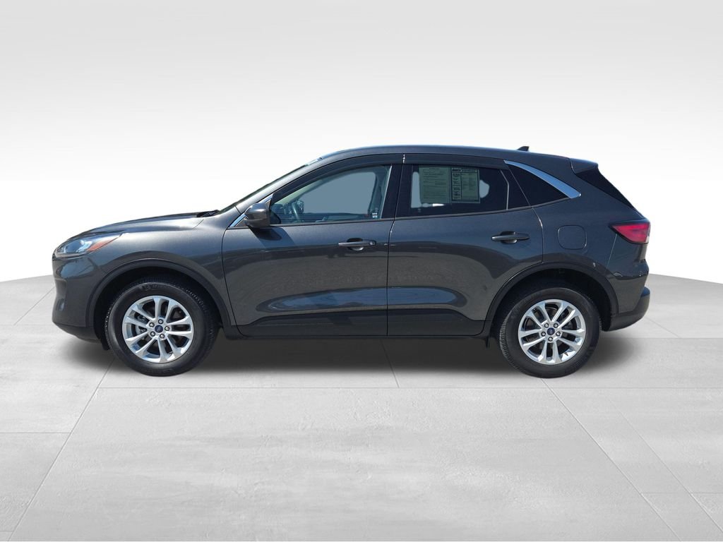 Used 2020 Magnetic Ford SE image 3