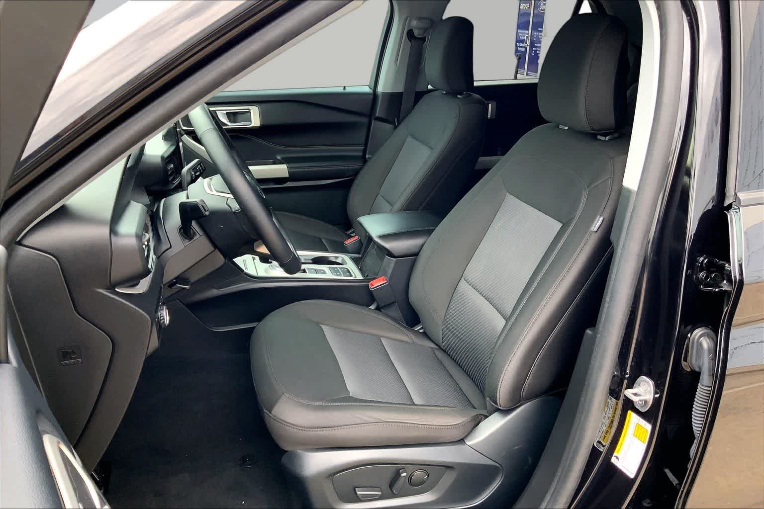 Used 2024 Agate Black Ford XLT image 8