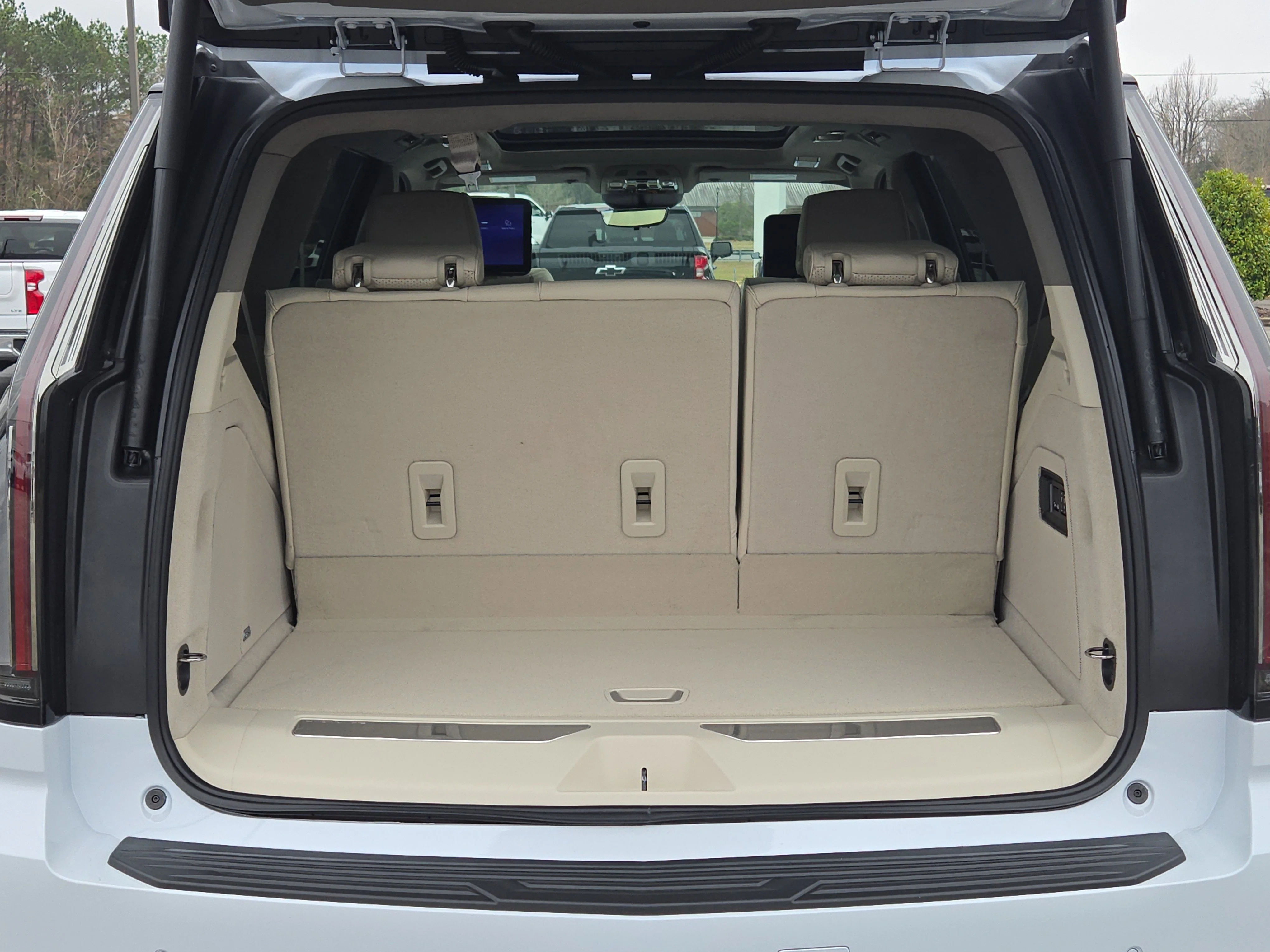 2026 Cadillac Escalade Platinum Sport - Photo 14