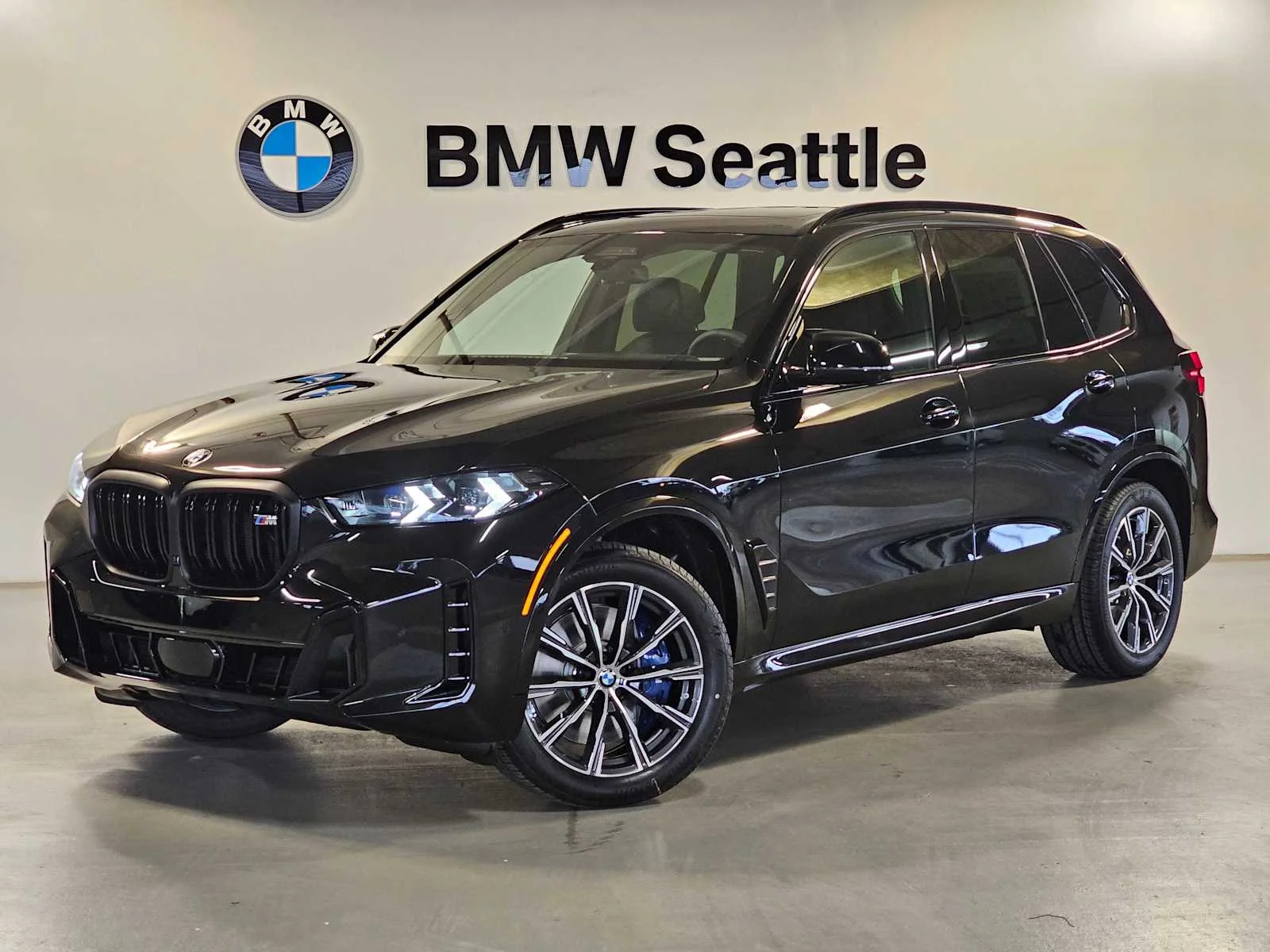 2026 BMW X5 M60i's photo