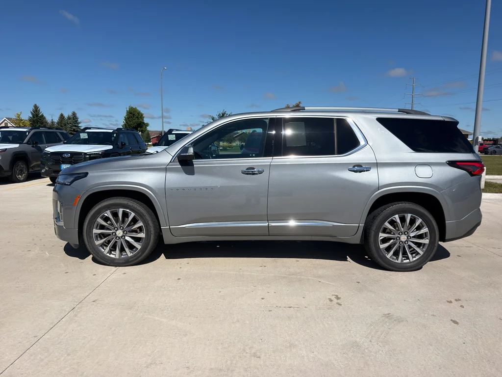 Used 2023 Sterling Gray Metallic Chevrolet Premier image 1