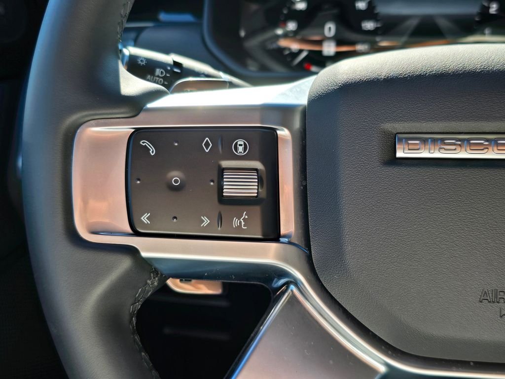Certified Used 2025 Gray Land Rover S image 17