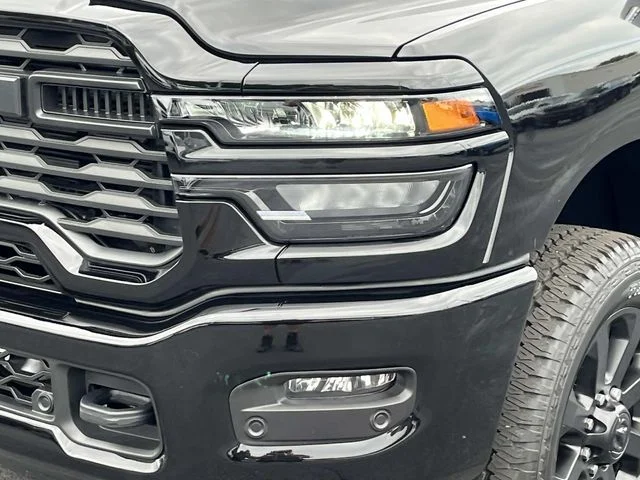 New 2026 Diamond Black Crystal Pearl-Coat Exterior Paint RAM Black Express image 11