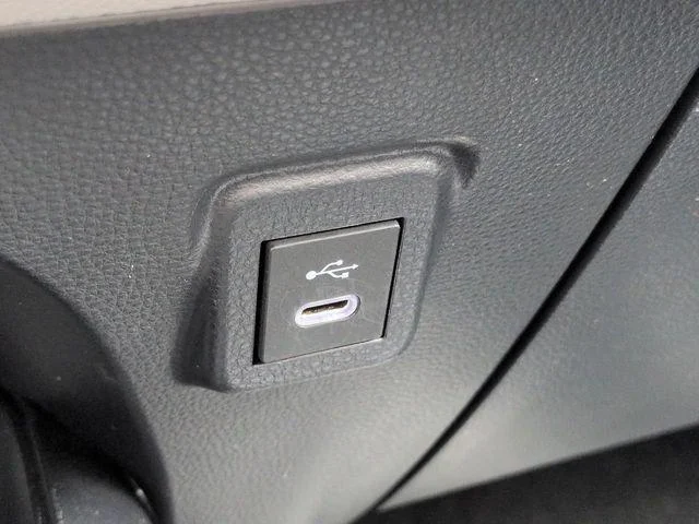 Certified Used 2024 WIND CHILL PEARL Toyota  image 20