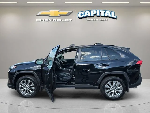 Used 2024 Black Toyota XLE Premium image 9