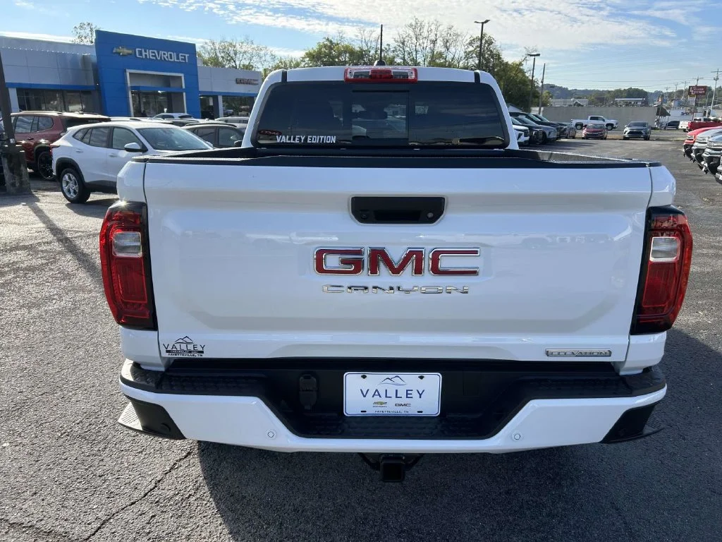 New 2026 Summit White GMC Elevation image 5