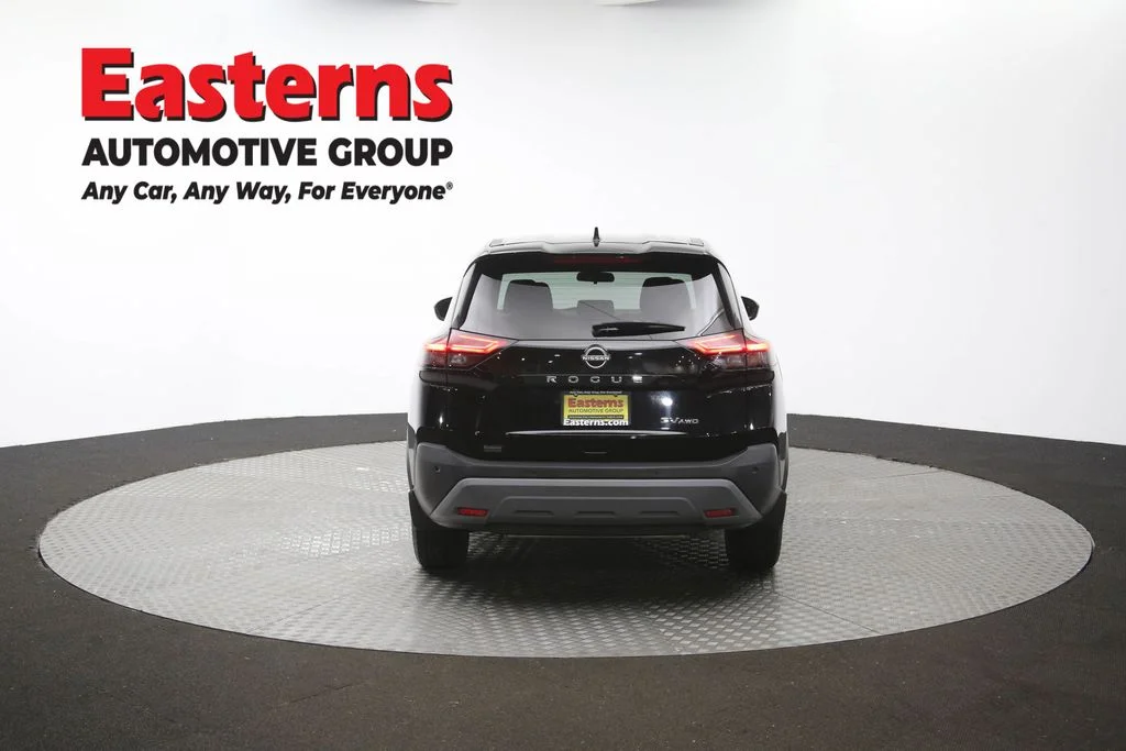 Used 2023 Black Nissan SV image 37