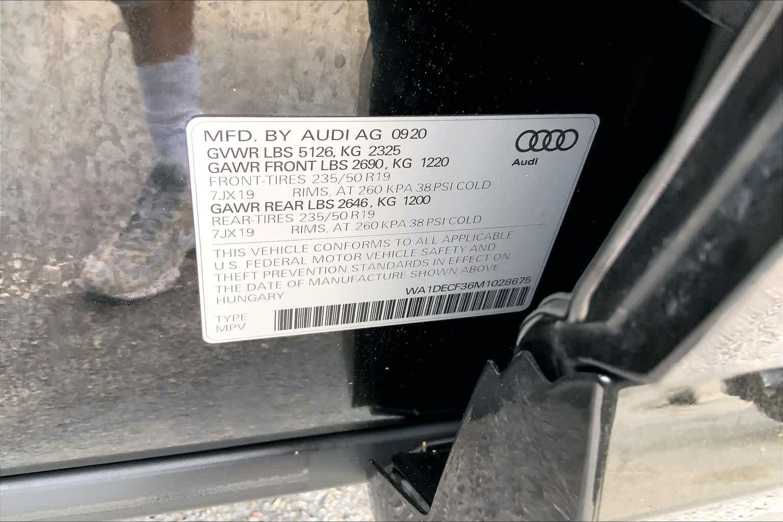 Used 2021 Mythos Black Metallic Audi S line Premium image 32
