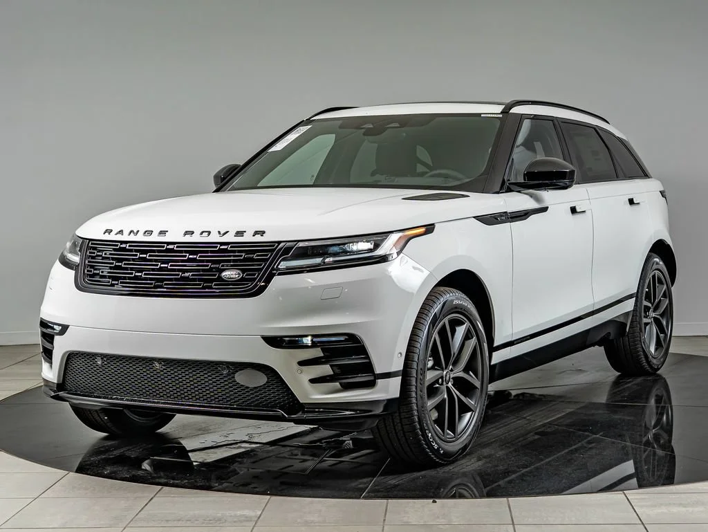 New 2026 Fuji White Land Rover Belgravia Edition image 1