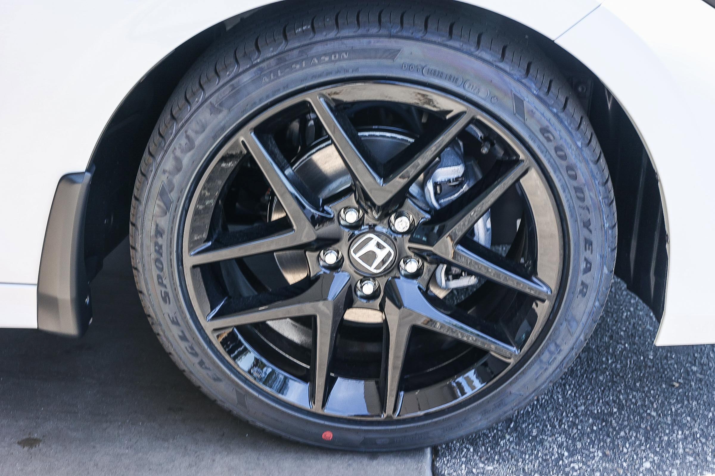 New 2026 Platinum White Pearl Honda Sport CVT image 12