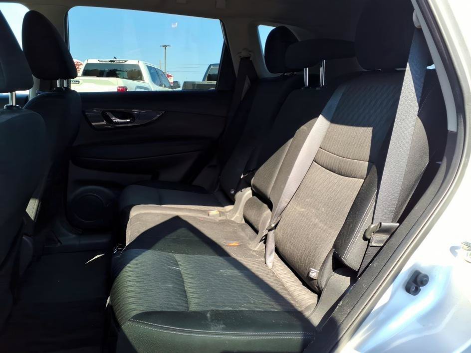 Used 2017 Brilliant Silver Nissan SV image 11