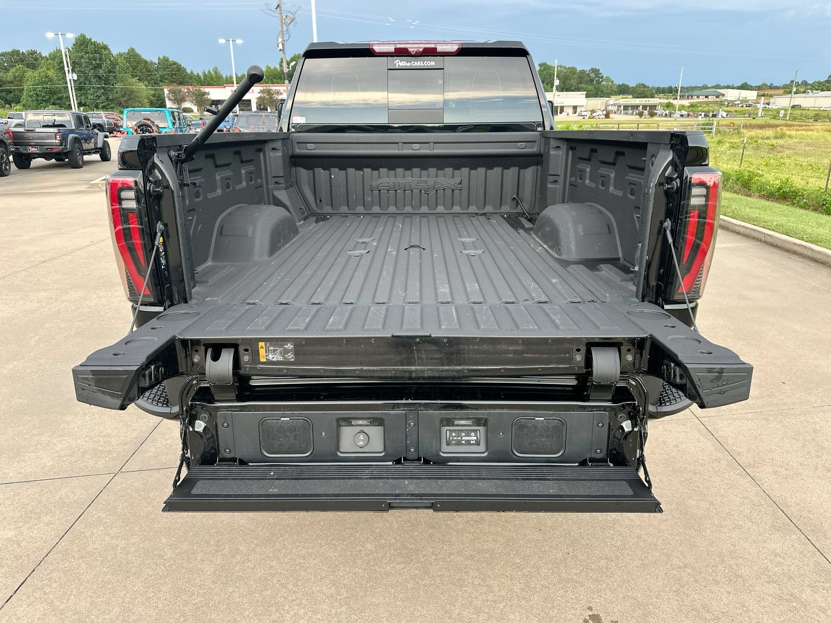 Used 2024 Onyx Black GMC AT4X image 25