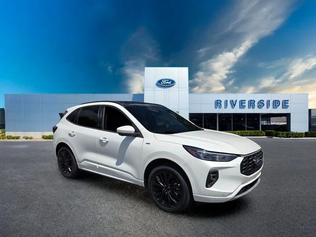 New 2025 Star White Metallic Tri-coat Ford ST-Line Elite image 1