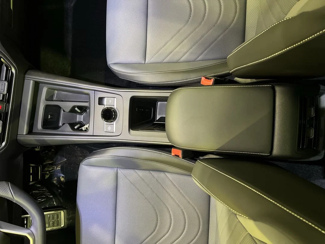 2026 Volkswagen Tiguan SE R-LINE BLACK - Photo 23