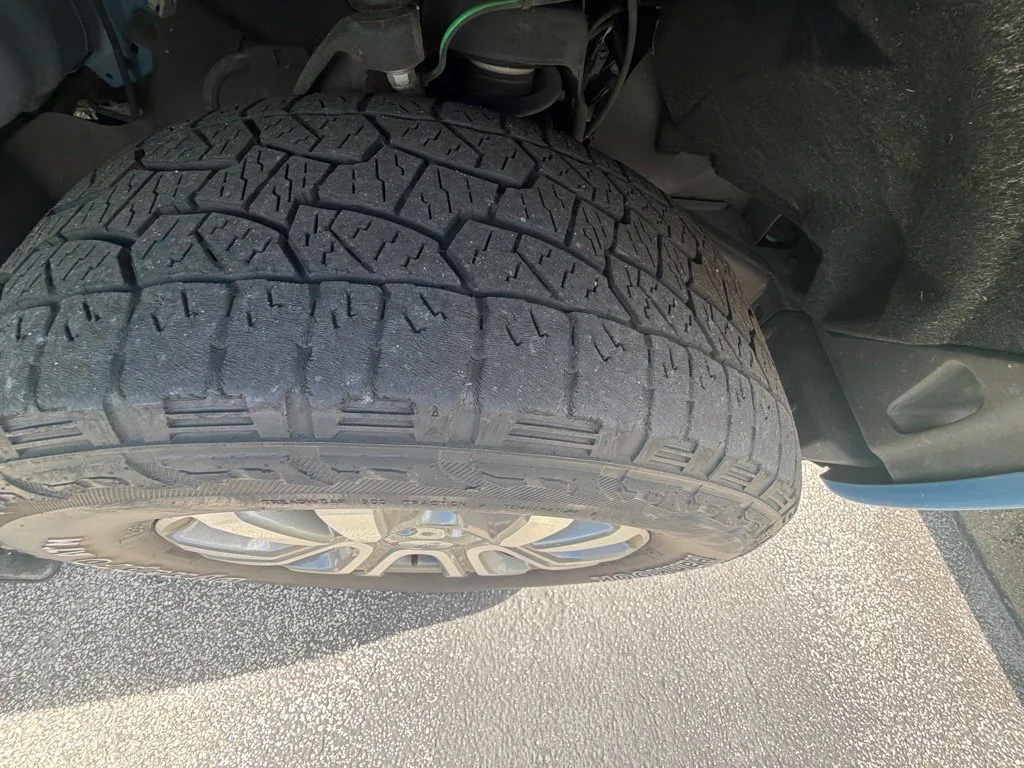 Used 2021 Blue Ford Lariat image 18