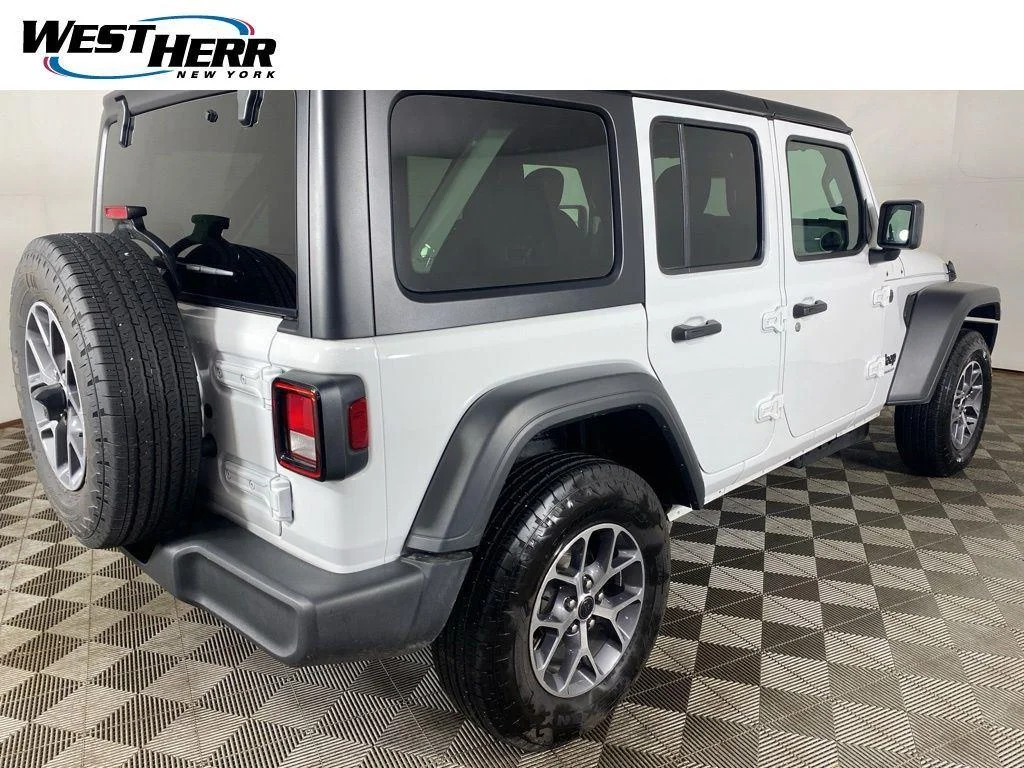 Used 2026 Bright White Clearcoat Jeep Sport S image 21