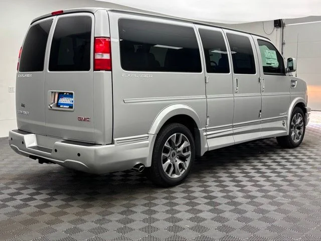 New 2026 Quicksilver Metallic GMC Explorer Limited SE image 8
