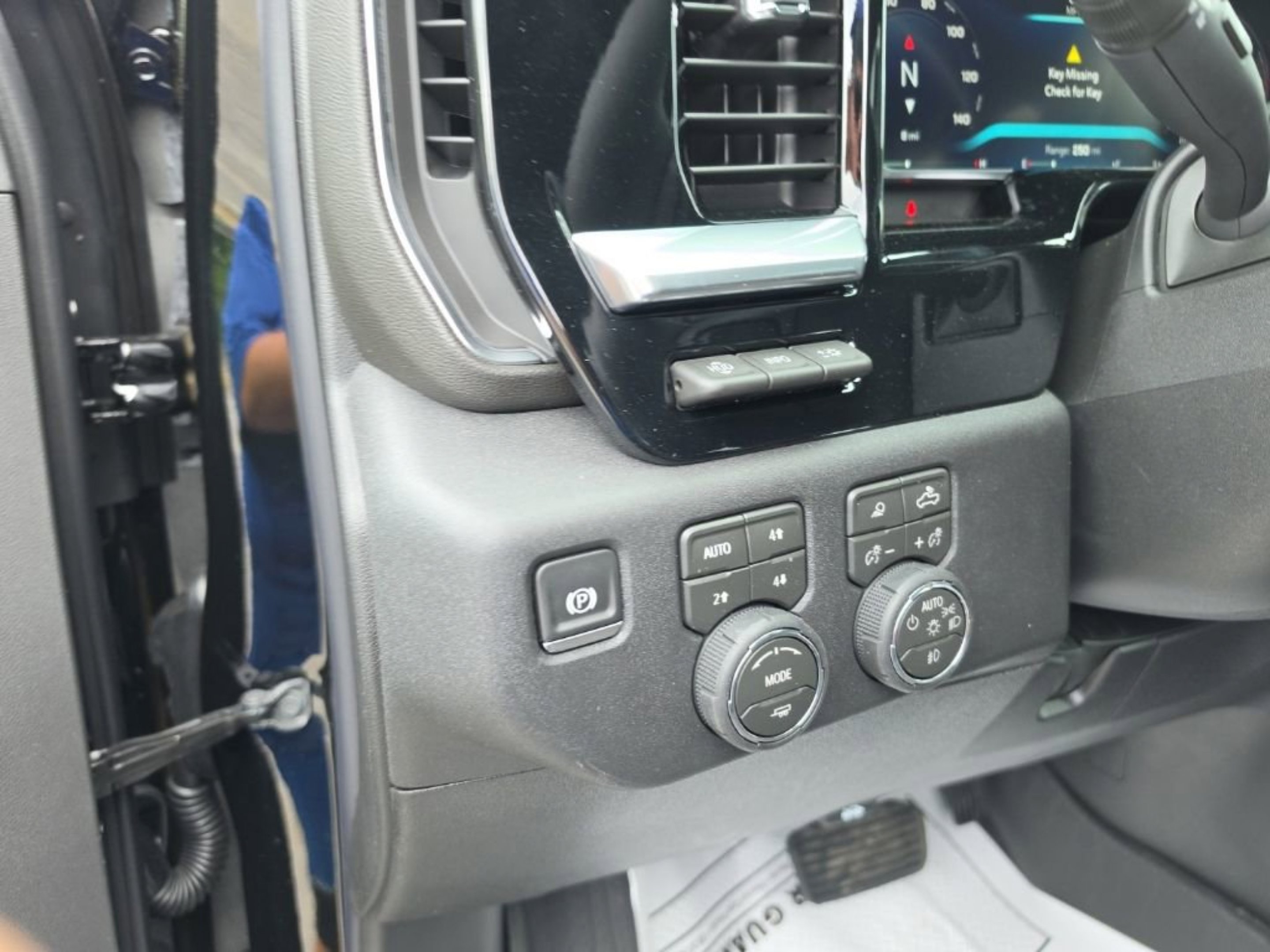 2026 Chevrolet Silverado 2500 HD High Country - Photo 13