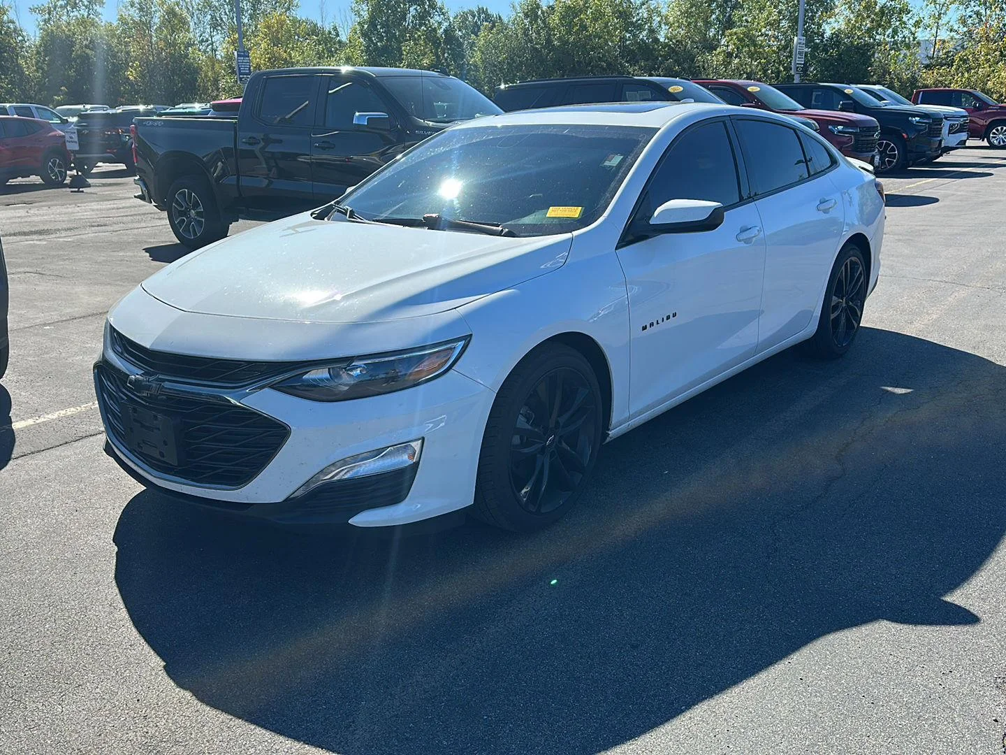 Used 2022 Summit White Chevrolet LT image 5