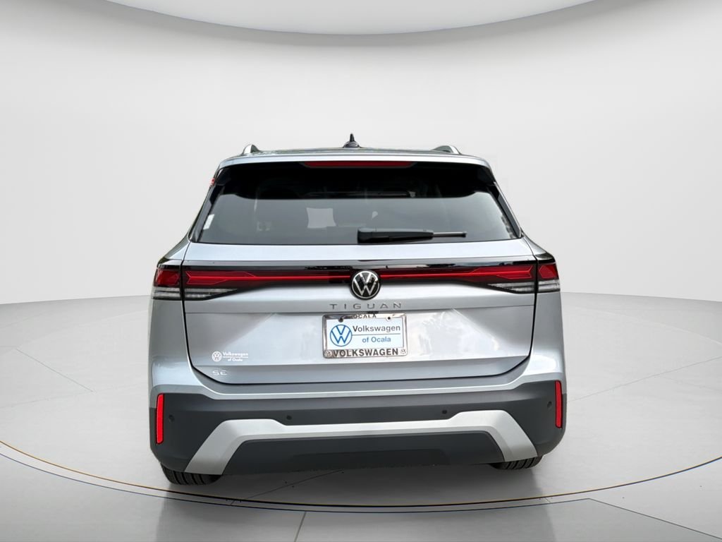 New 2026 Pyrite Silver Metallic Volkswagen 2.0T SE image 6