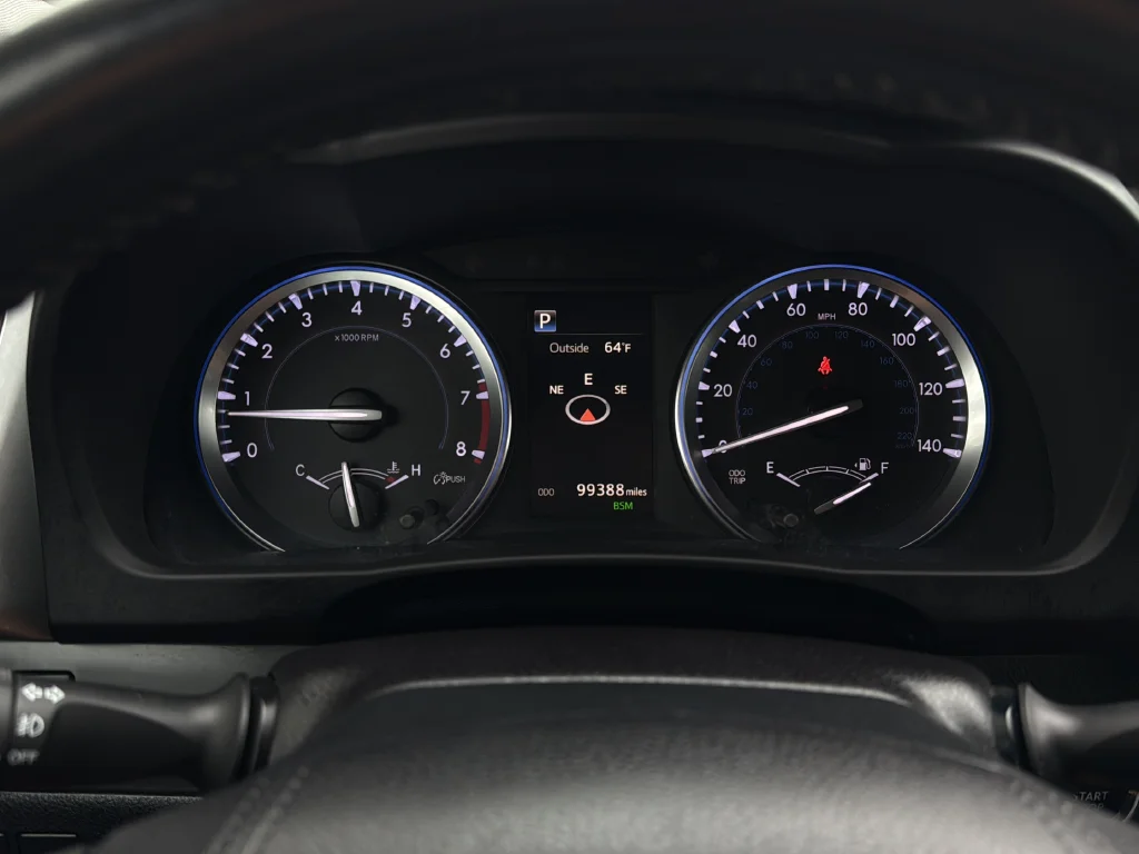 Used 2017 Blizzard Pearl Toyota XLE image 23