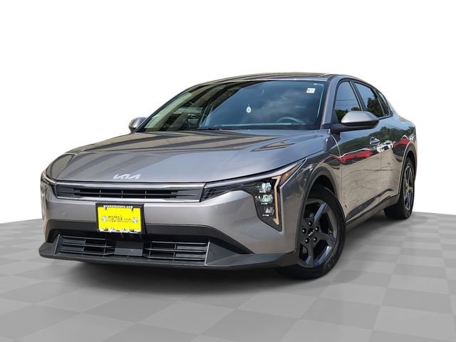 2025 Kia K4 LXS AT's photo