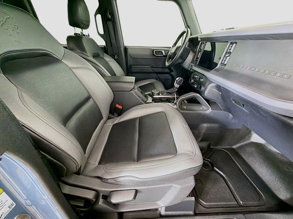 Used 2024 Azure Gray Metallic Ford Big Bend image 24