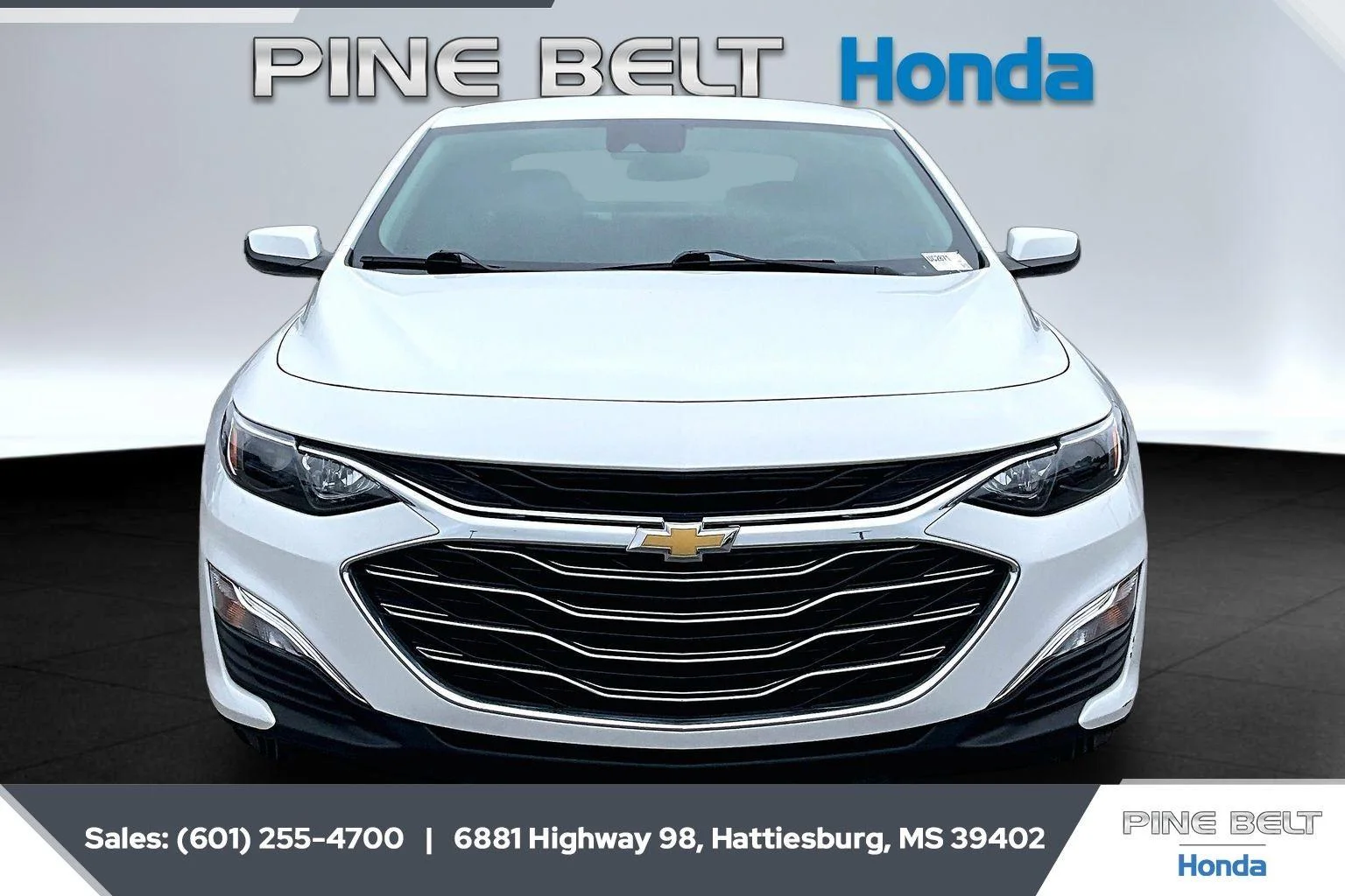 Used 2024 Summit White Chevrolet LS image 3