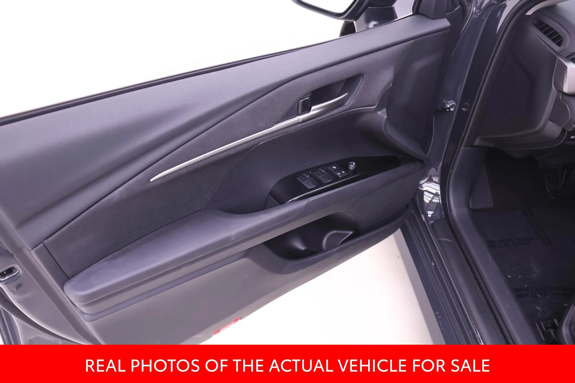 Used 2026  Toyota LE image 9
