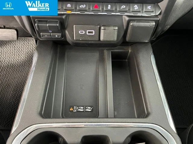 Used 2020 Onyx Black GMC Denali image 33