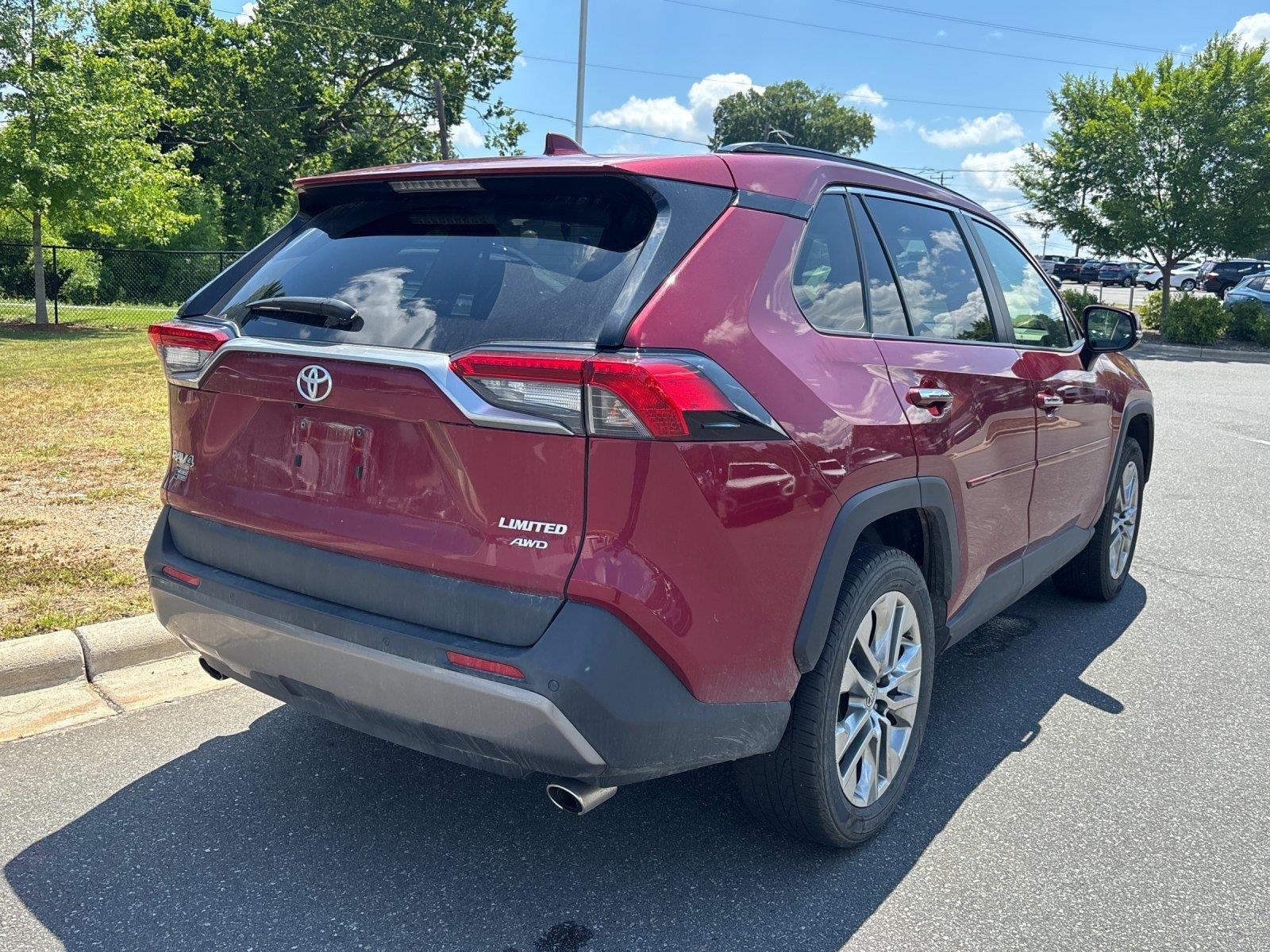 Used 2020 Ruby Flare Pearl Toyota Limited image 5