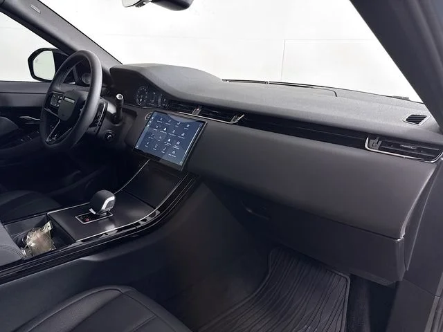 Certified Used 2026 Blue Land Rover Dynamic image 31