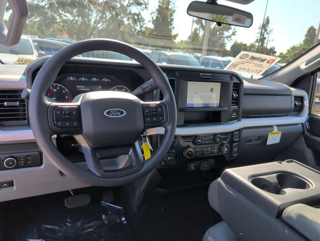 New 2026 Gray Ford XLT image 7