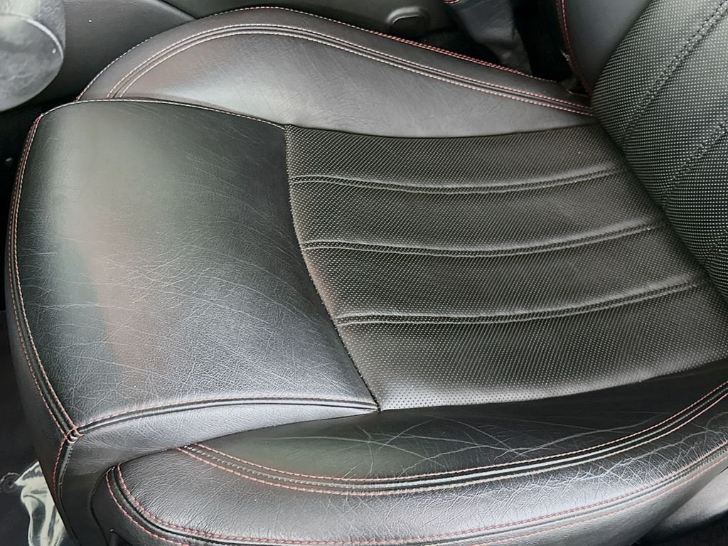 Used 2013  Maserati Sport image 27