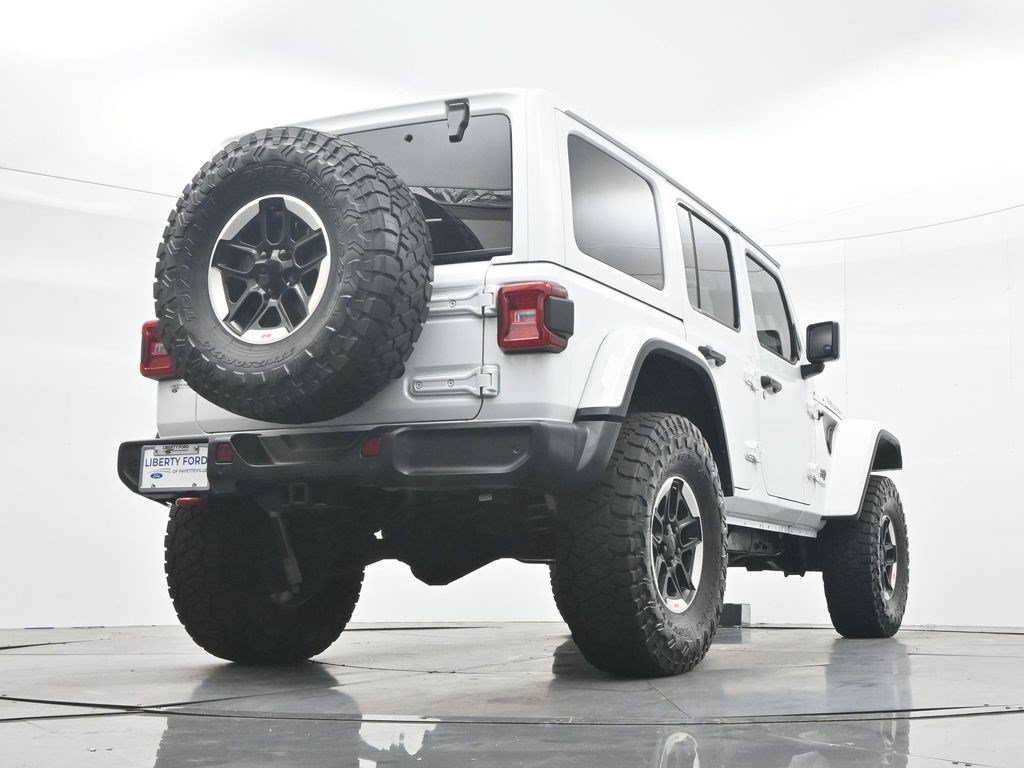 Used 2020 Bright White Clearcoat Jeep Rubicon image 32