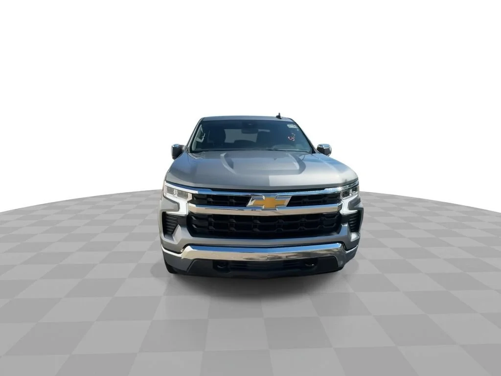 Used 2024 Sterling Gray Metallic Chevrolet LT (2FL) image 3