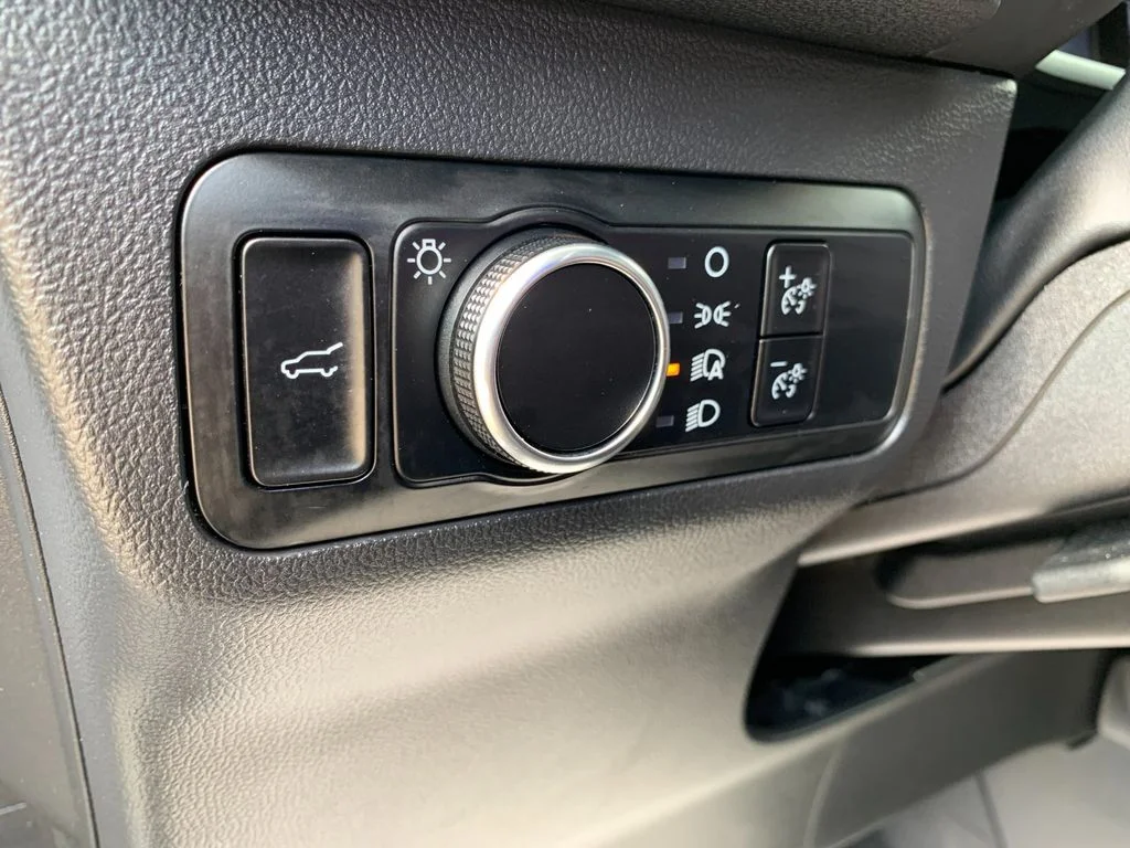 Used 2024 White Ford Active image 31