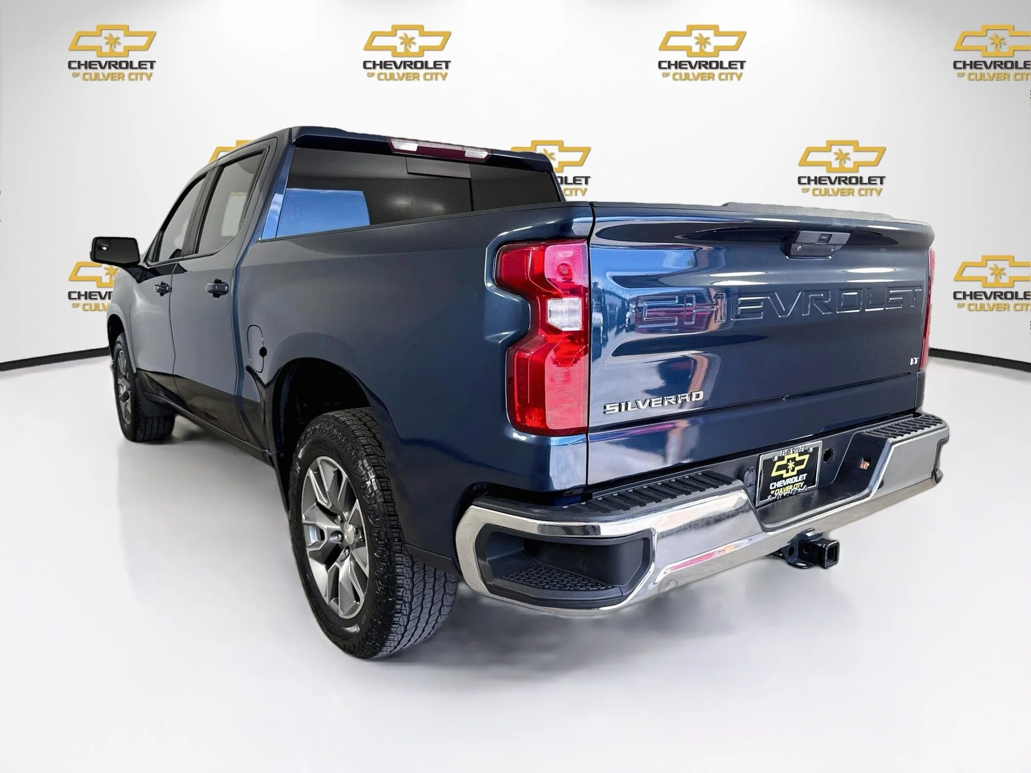 Used 2021 NORTHSKY BLUE METALLIC Chevrolet LT image 6